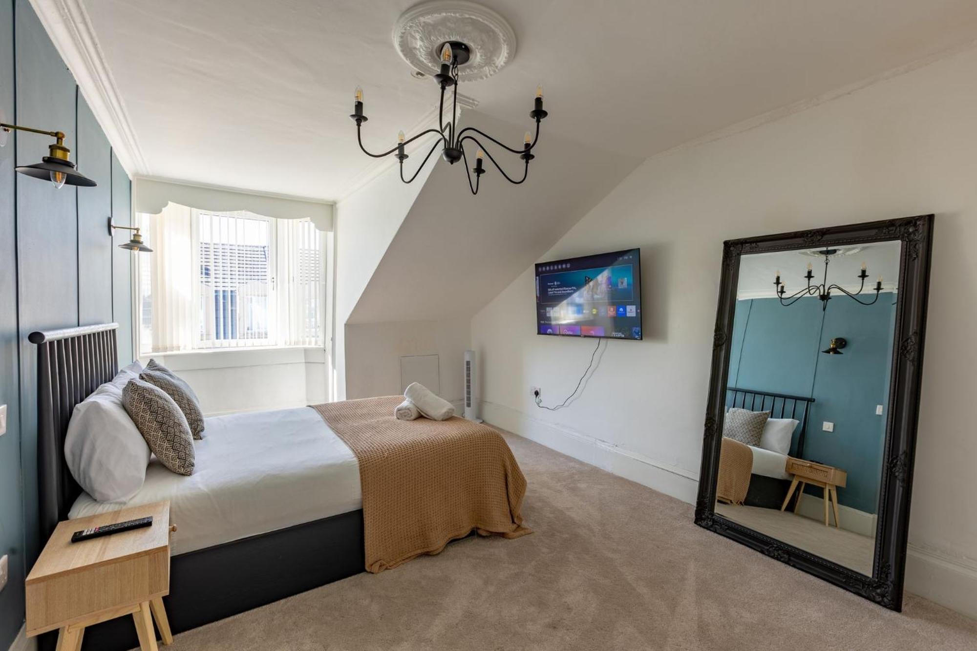 Spacious 3 Bedroom Home In Glasgow - Free Parking Exterior photo